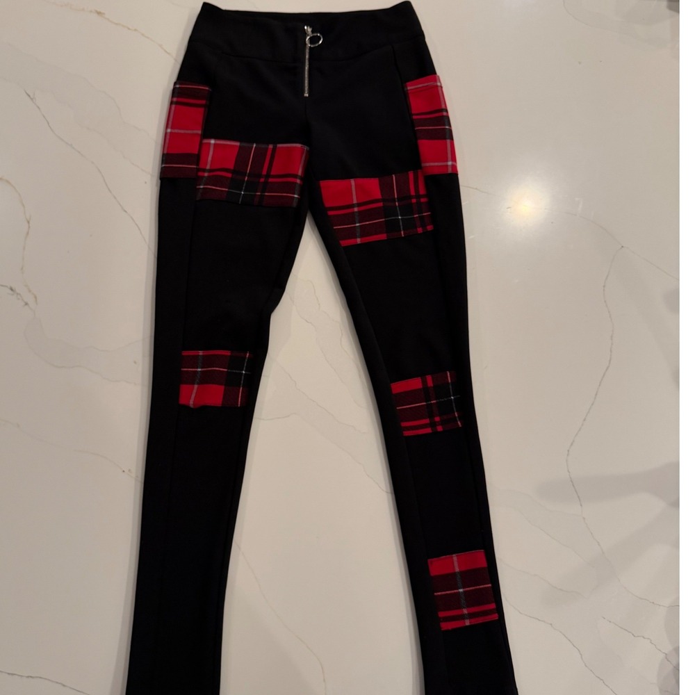 JAWBREAKER Black Plaid Pocket Accented‎ Women's Pants with Zipper Detail
